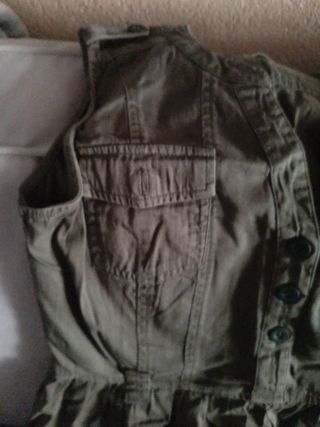 Vestido de verano verde militar