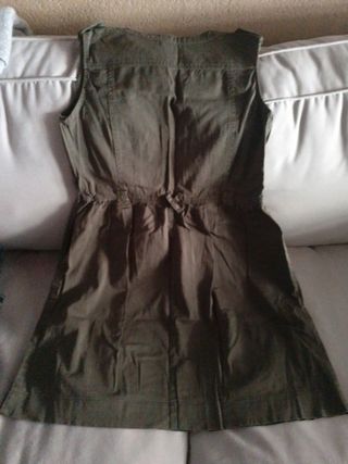Vestido de verano verde militar
