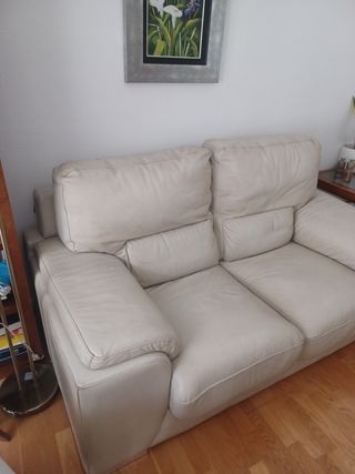 Sofá 3+2 plazas de piel beige