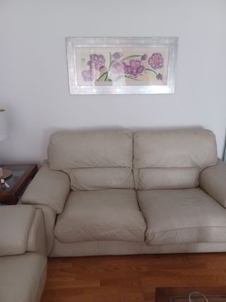 Sofá 3+2 plazas de piel beige