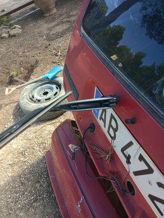 Brazo limpia trasero Renault super 5.