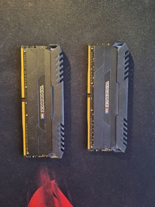 Corsair Vengeance RGB DDR4 16GB 3000MHz