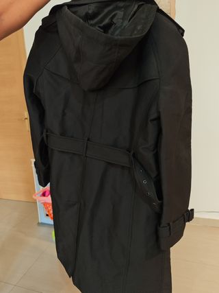 Abrigo Negro Zara