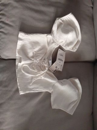 Camiseta Zara Blanca Talla M. Crop.