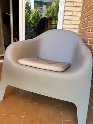 2 Sillones y mesa de exterior 