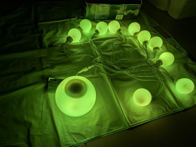 Luces LED Bluetooth y Altavoz