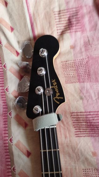 Fender Precision Bass Edición Limitada