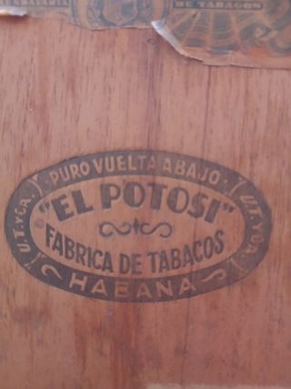 Caja antigua El Potosí Fábrica de Tabacos