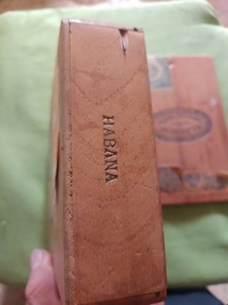 Caja antigua El Potosí Fábrica de Tabacos