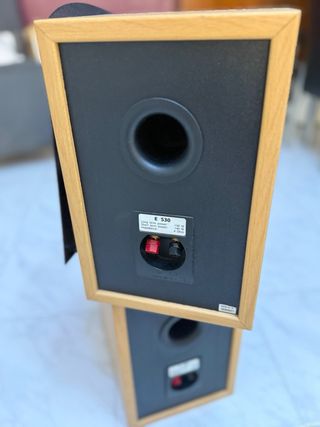 Altavoces Jamo E-530 Marrones