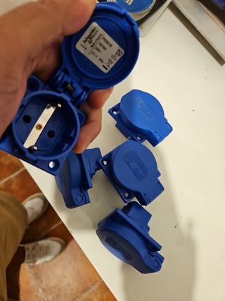 LOTE 5 Bases Enchufe Empotrables Azul.