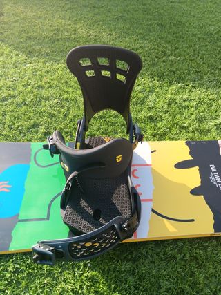 Tabla Bataleon Evil Twin + Fijaciones Union