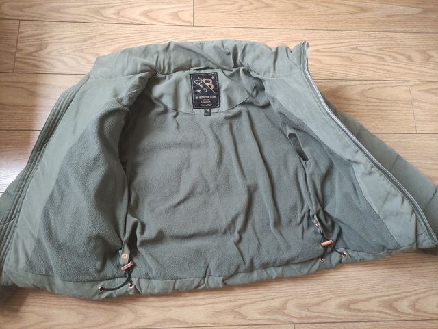 Chaqueta niña 10 años. 140cm. Marca Beckaro.