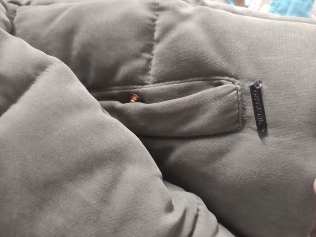 Chaqueta niña 10 años. 140cm. Marca Beckaro.