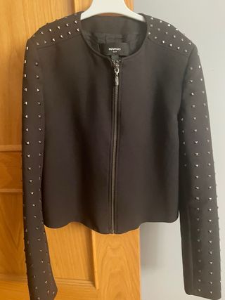 Cazadora Mango Negra Tachuelas Talla XS