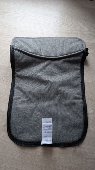 Capota extensible y cubrepies Bugaboo gris