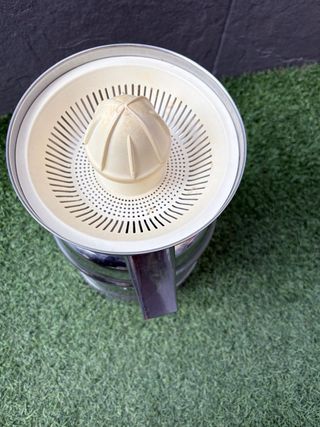 Exprimidor industrial Lomi 4