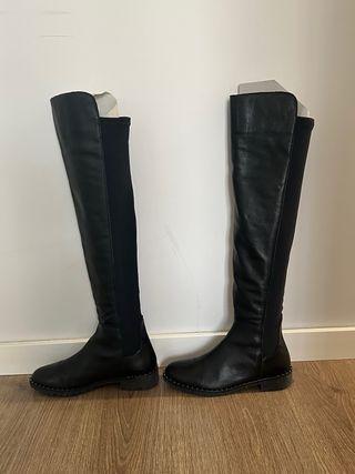 Botas altas de piel negra talla 38