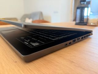 MSI Stealth 15M A11UEK-025ES Negro/Gris