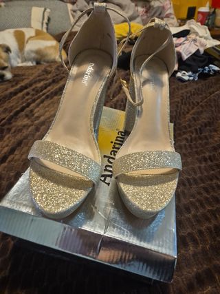 Sandalias Andarina doradas
