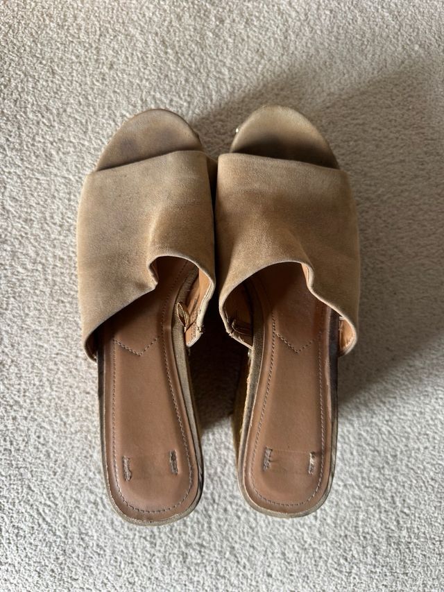 Sandalias cuña Zara