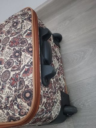 Maleta MSK floral poco uso