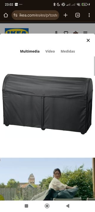 Baúl TÖSTERO exterior Ikea negro. 