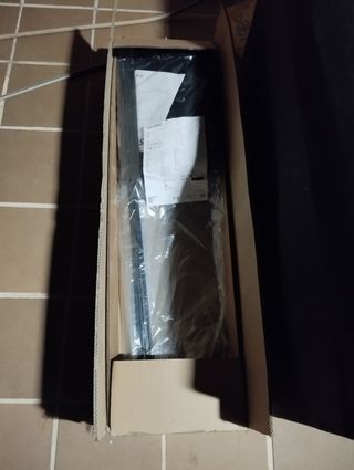 Baúl TÖSTERO exterior Ikea negro. 