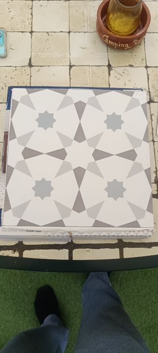 Suelo Vinilo Adhesivo WallPops Geométrico