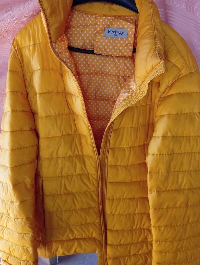 Plumas acolchado Fittway amarillo XXL