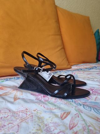 Tacones ZARA Negros Talla 37