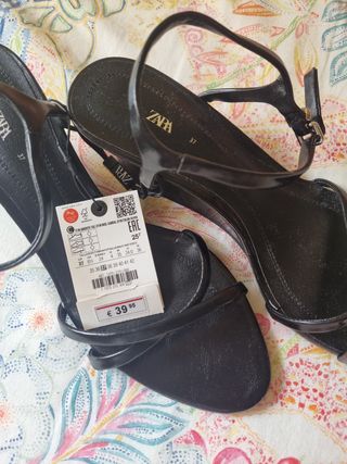 Tacones ZARA Negros Talla 37