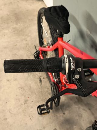 BICICLETA MARCA ROCKRIDER ST100 27,5 MTB BTT