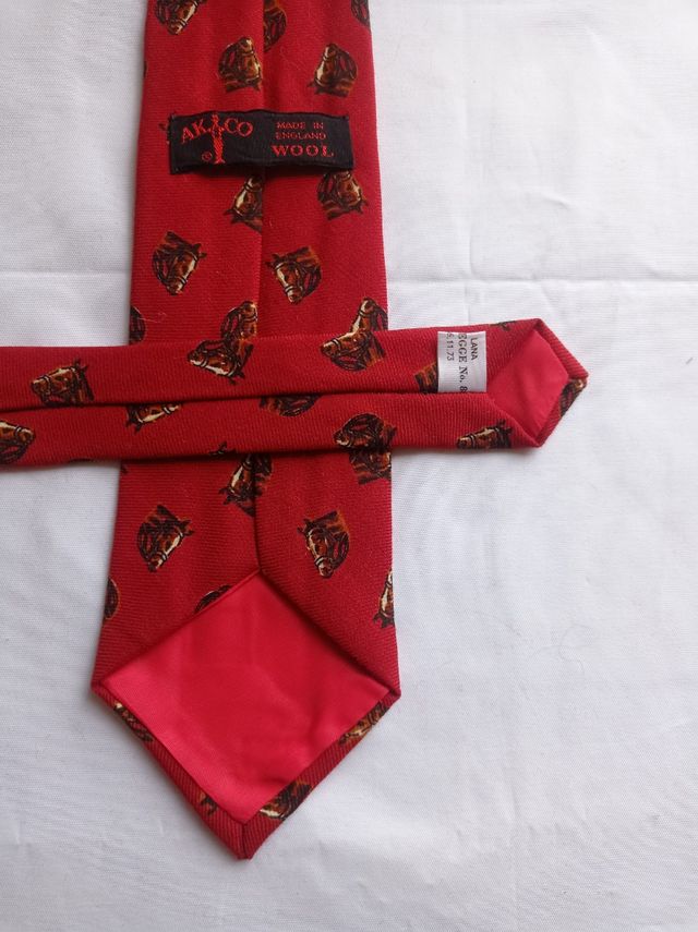 Cravatta in lana 100%