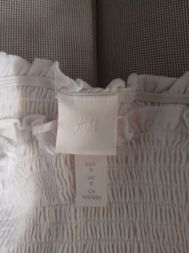 Camiseta H&M blanca elástica