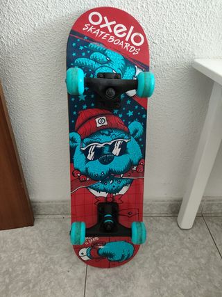 Skate Oxelo. Monopatin. 
