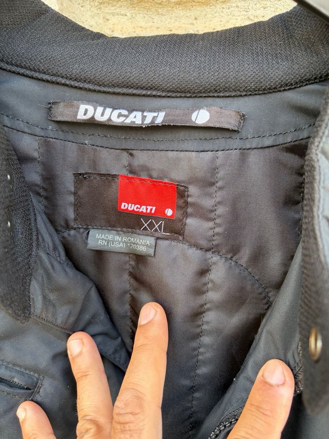 Jaqueta Moto Ducati Preta