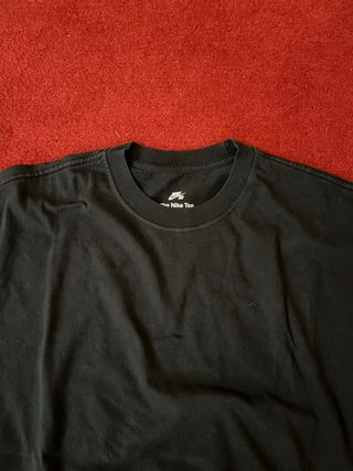 Maglietta Nike Nera Uomo. Taglia S.