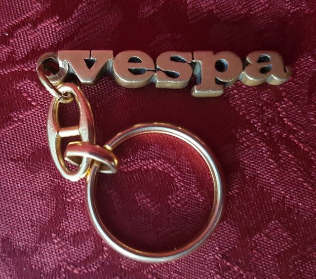 Antiguo Llavero Moto Vespa