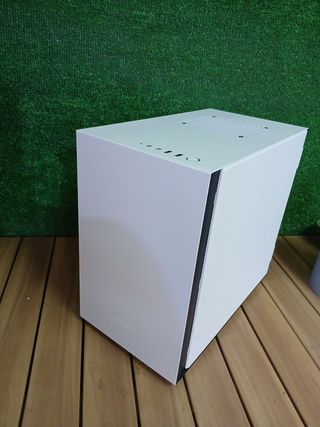 Caja ordenador NZXT H200i (Smart Case 