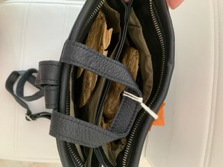 Mochila CUIROTS piel negra sin estrenar