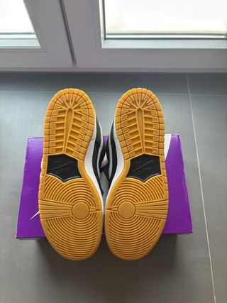 Nike Dunk SB Low Pro Black Gum