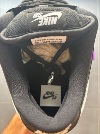 Nike Dunk SB Low Pro Black Gum
