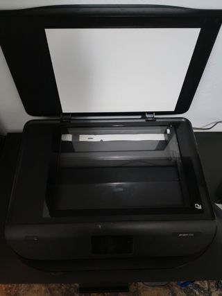 Impresora HP ENVY 5020 con tinta