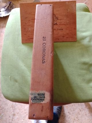 Caja de puros MUJICA 25 Coronas antigua