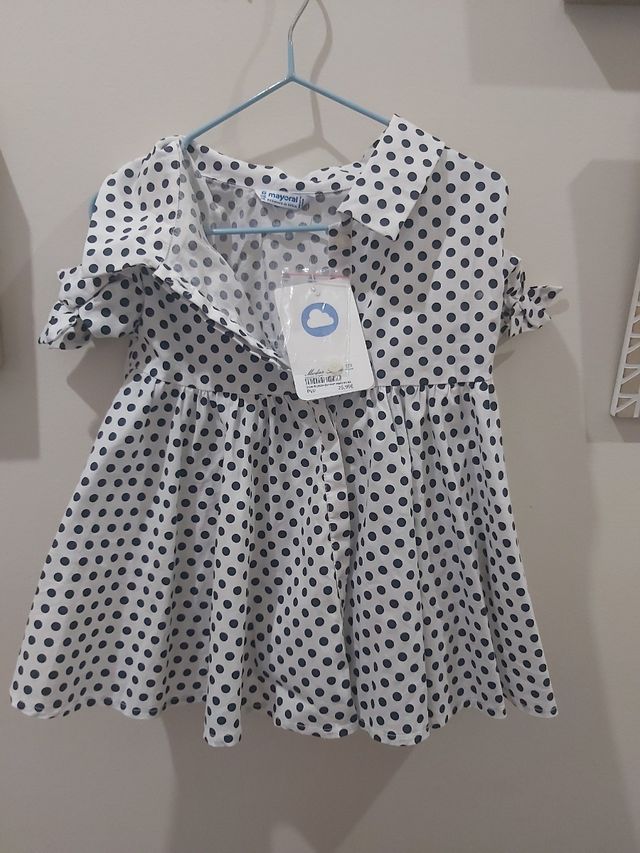 Camisa Mayoral lunares blanca y azul