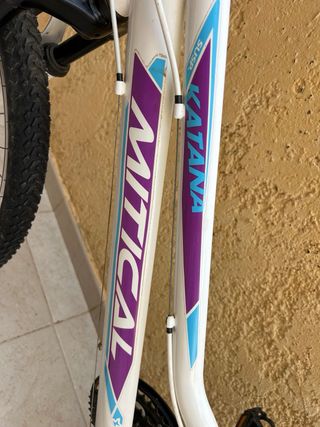 Bicicleta MITICAL Katana Blanca