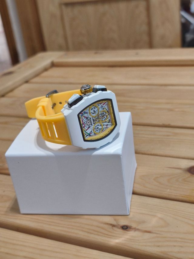 Reloj ONOLA Blanco y Amarillo