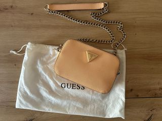 Bolso Guess Noelle Naranja y Dorado