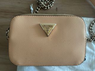 Bolso Guess Noelle Naranja y Dorado